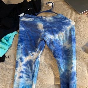 tie dye blue leggings